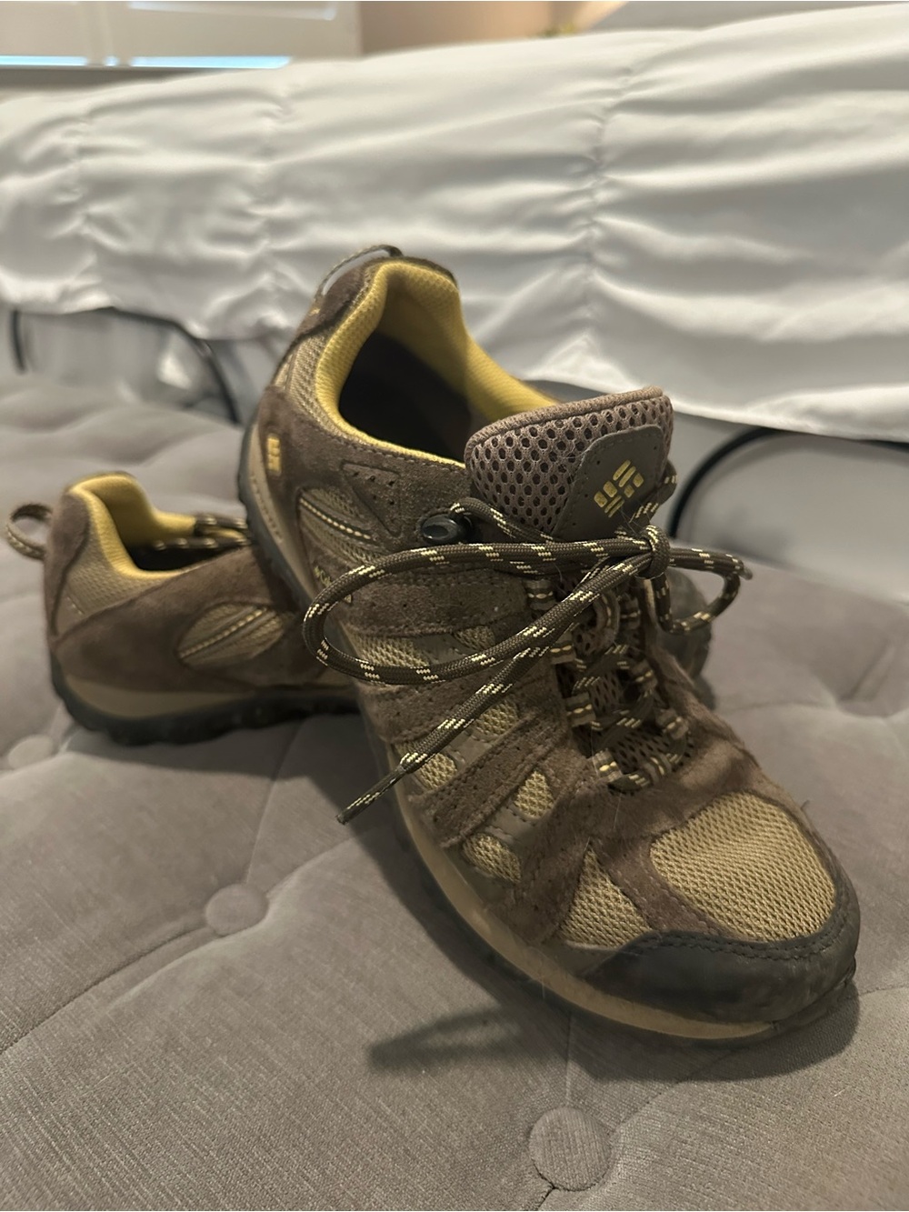 Columbia waterproof Brown/Yellow Trail Sneaker